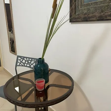 House Honeysand Golem Apartament *